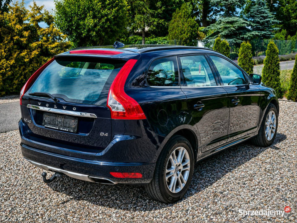 Volvo XC 60 I 20082017 granatowy Sadlno
