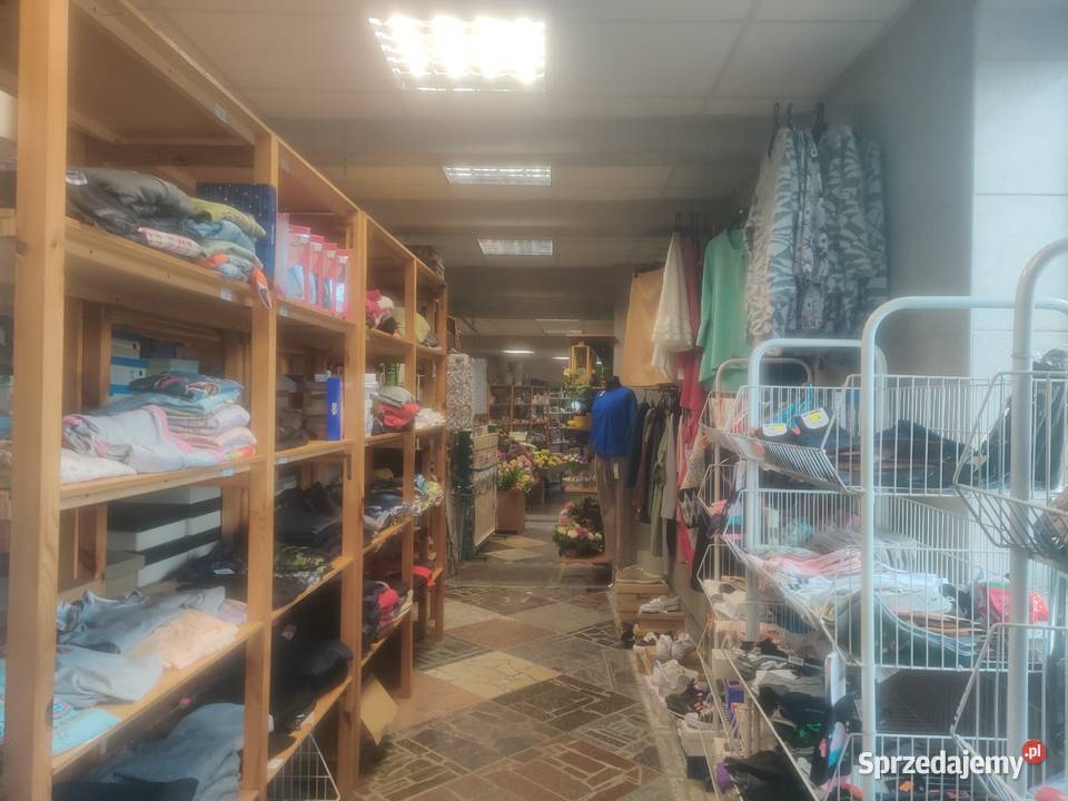 Lokal użytkowySadów ruchliwej drodze Sadów
