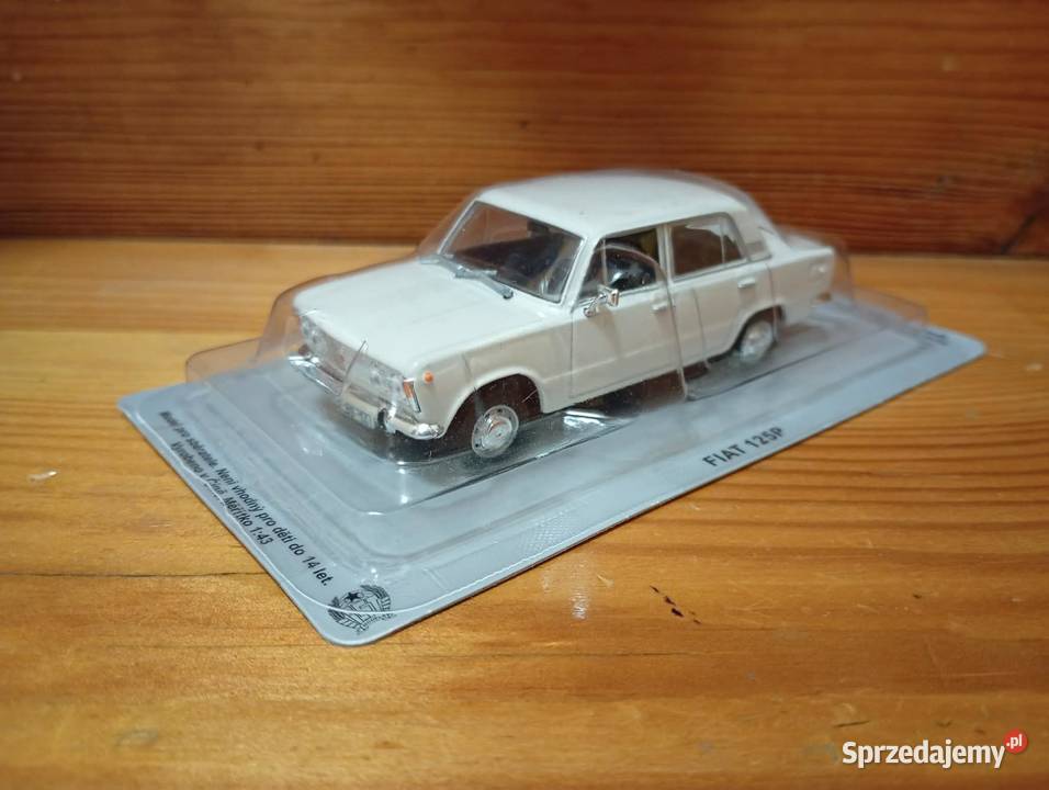 FIAT 125P model kolekcja 143 kultowe auta Warszawa