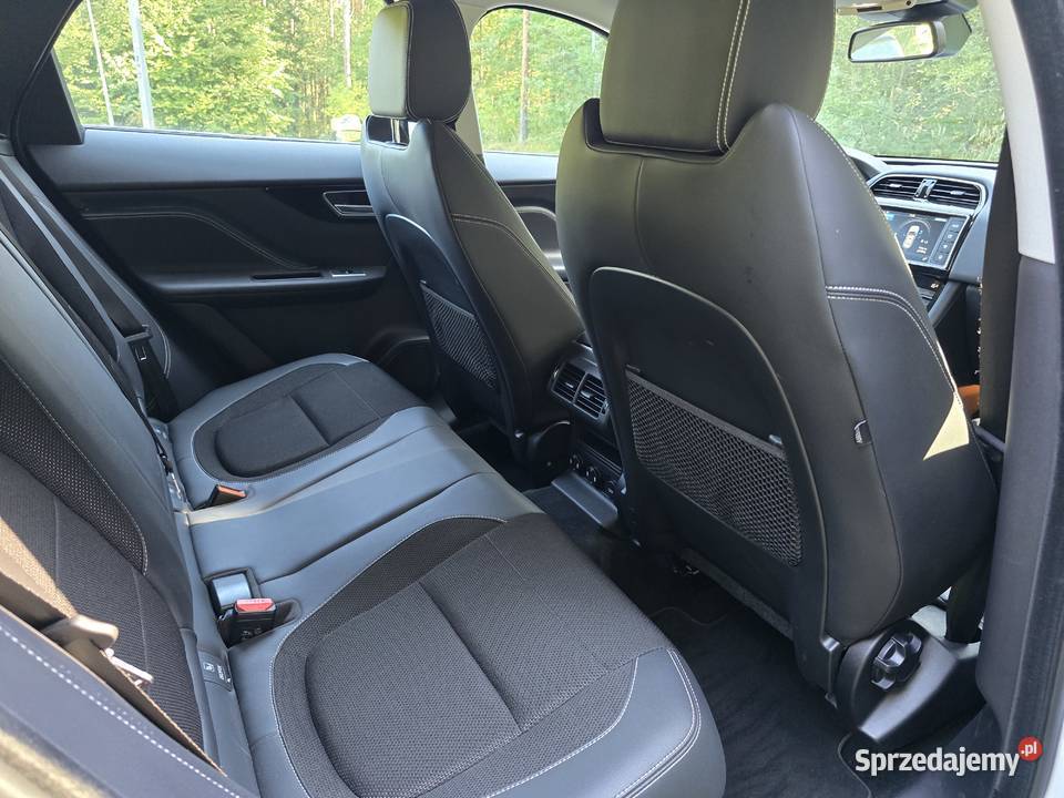 Jaguar FPace 2017 Jaguar FPace 20d 180 RSport 77 sprzedam
