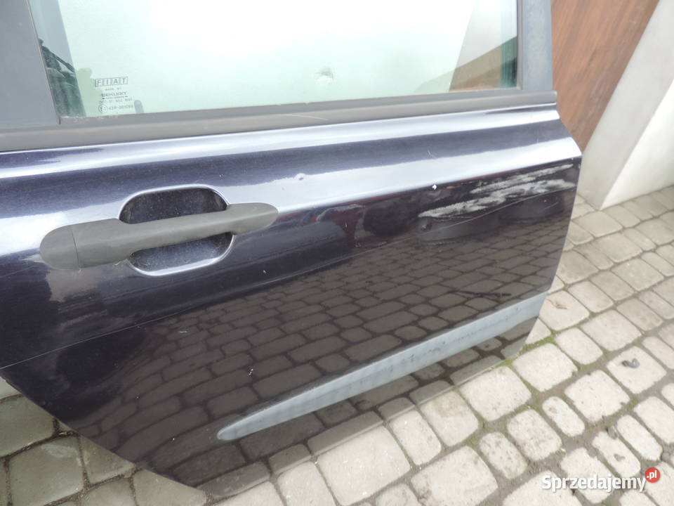 DRZWI PRAWY TYŁ FIAT STILO 1 5D HB KOLOR 841A osobowe Nowy Sącz sprzedam