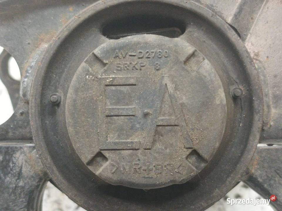 ŁAPA WSPORNIK PODUSZKA 10 Toyota Yaris IV 2020 osobowe