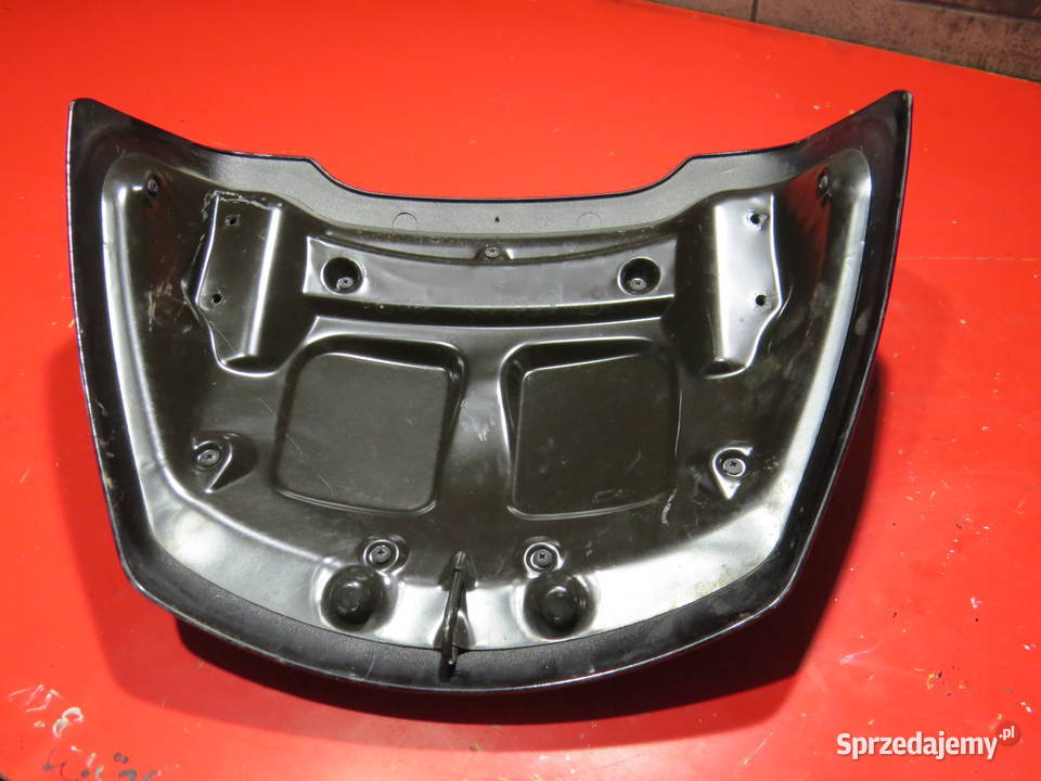 PIAGGIO X8 125 200 250 klapa klapka maska