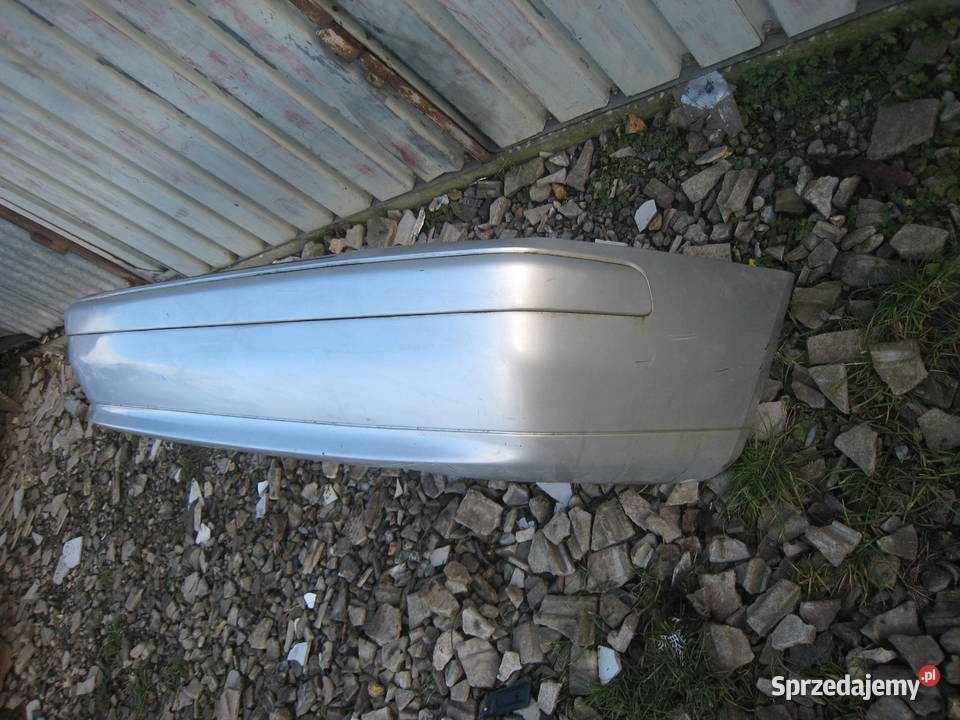 Listwa tylnego zderzak Mitsubishi Carisma lift małopolskie Kraków