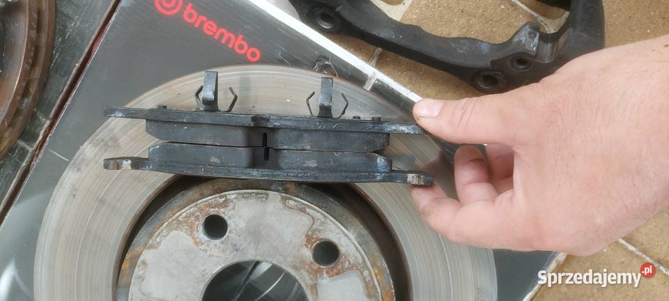 Dodge Durango III WD 36 V6 Zestaw hamulców przód osobowe Łochów