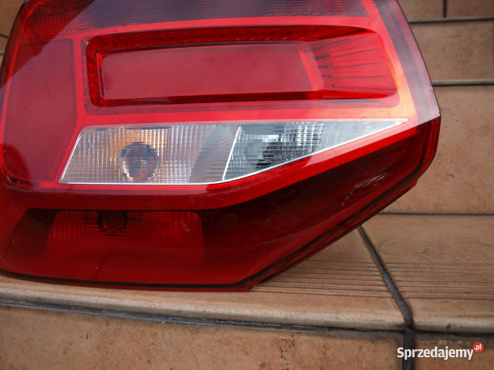 Audi Q2 lampa lewa tył 2016 2020r europa Oświetlenie sprzedam