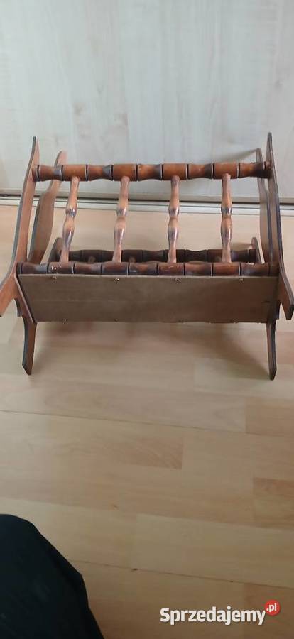 Stary drewniany gazetnik Kraków