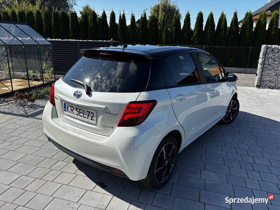 Yaris 2017 98000 Hybrid Gdów