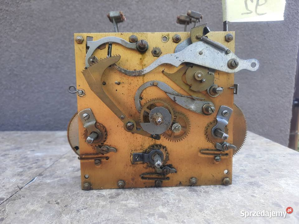 92 Mechanizm starego zegara ścienny kwadransowy Tczew