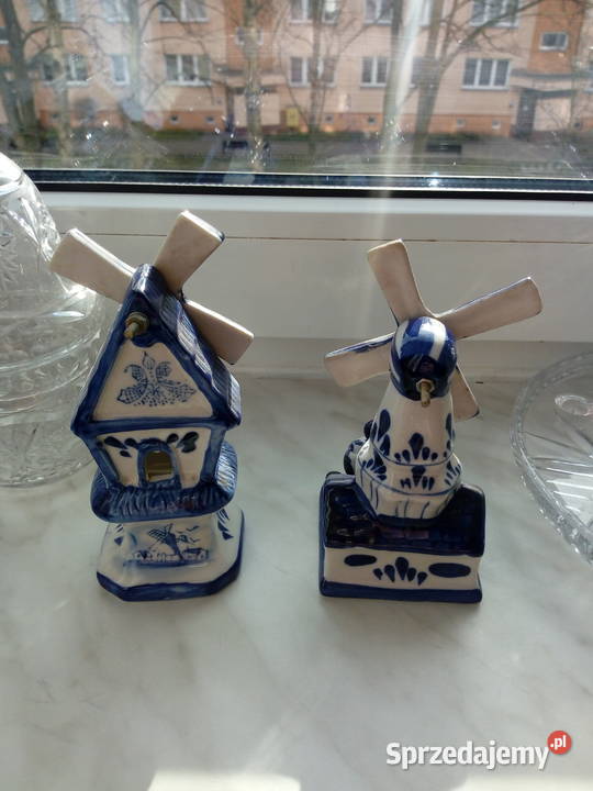 Dwa porcelanowe wiatraki Choszczno