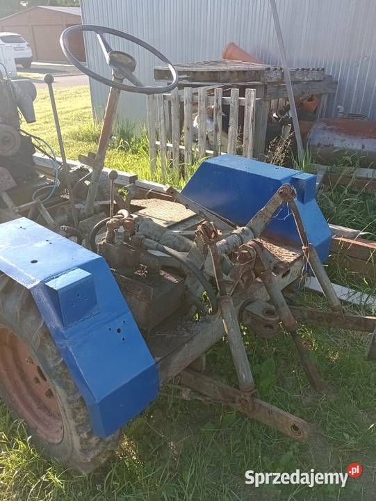 Ciągnik sam 1CA90 traktorek podnośnik Bobrek