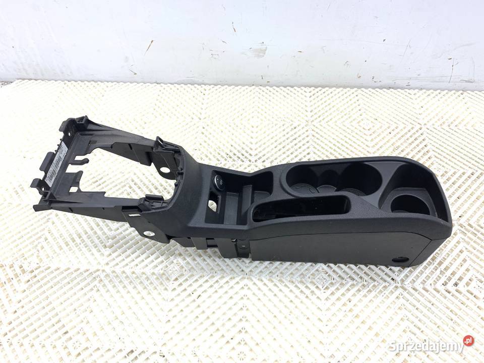 UCHWYT NA NAPOJE FORD ECOSPORT SUV KUBKI KUBKÓW