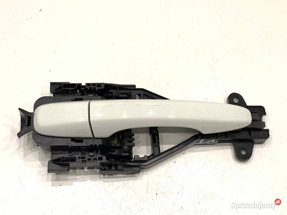KLAMKA ZEWNĘTRZNA PRAWY TYŁ VOLVO V40 Hatchback Klamki