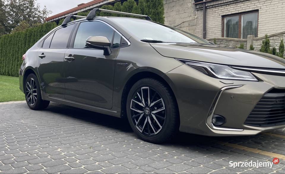 Toyota corolla 18 Hybryd I wlaściciel Salon