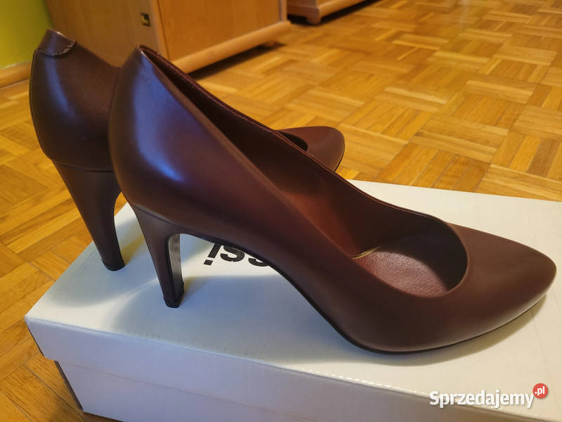 Skórzane czółenka Gino Rossi nowe rozmiar 38 Bydgoszcz