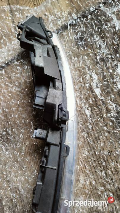 Sprzedam lampę LED renault laguna 3 Lift Kawęczyn sprzedam