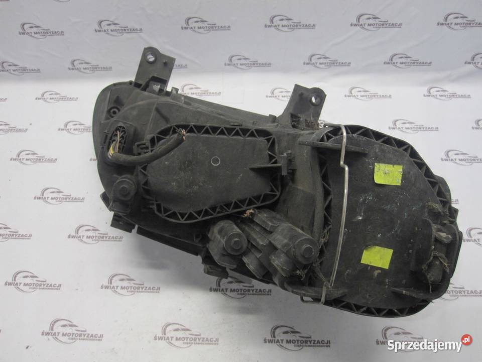 VOLKSWAGEN CADDY III 09r lampa lewy przód sprzedam