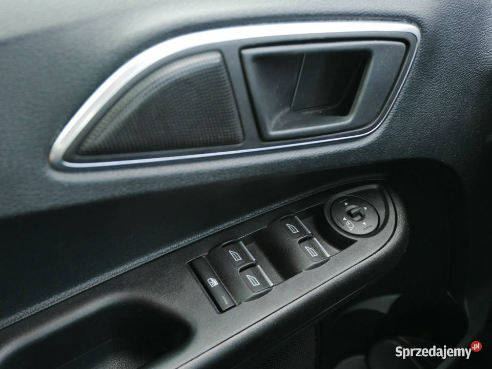 Ford B 10 EBoost 100 Eu6 Pakiet zima Nowy ABS sprzedam