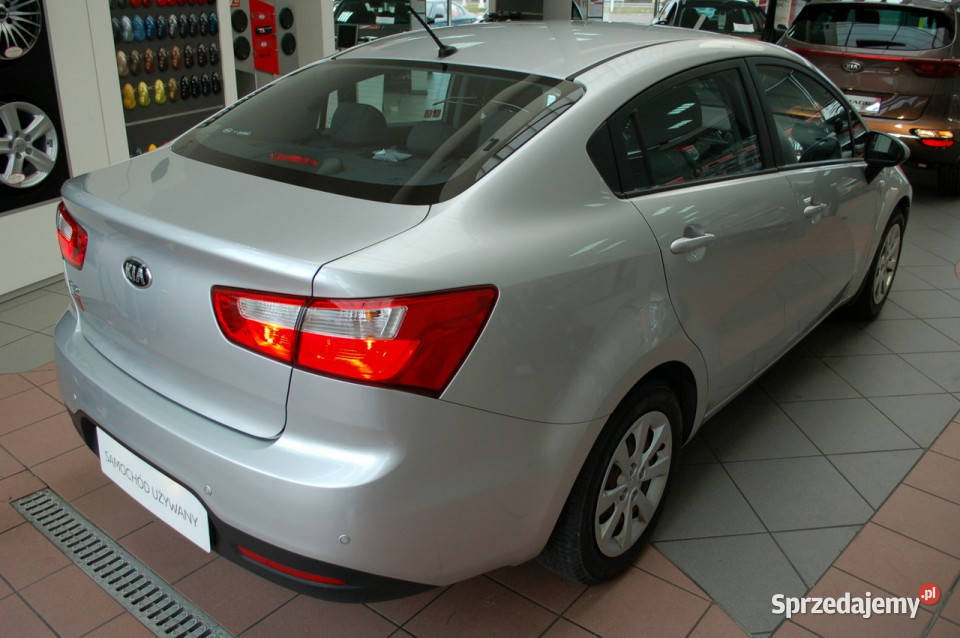 Kia Rio Serwis Polski salon Bezwypadkowy III gniazdo USB małopolskie Tarnów