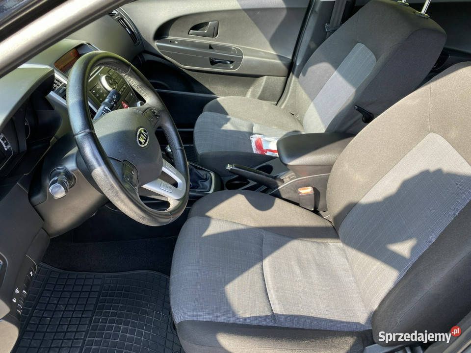 Kia Ceed Zadbana bezwypadkowa przepiękny perłowy elektryczne lusterka Poznań