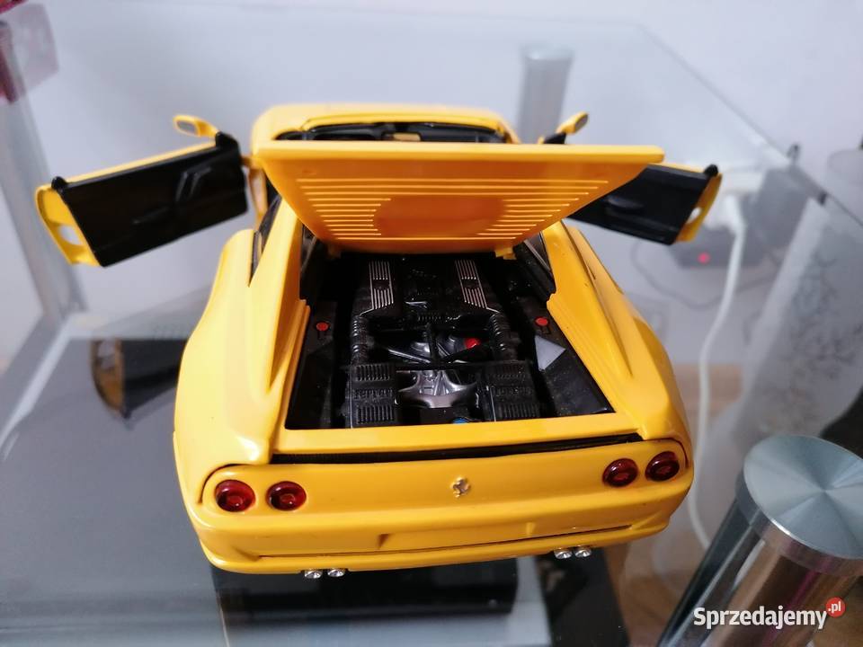 METALOWE AUTKO FERRARI F355 GTS UT Models 118 Łódź