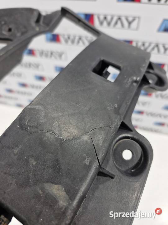 BMW 7 F01 MOCOWANIE ADAPTER ŚRODKOWE ZDERZAKA Części montażowe