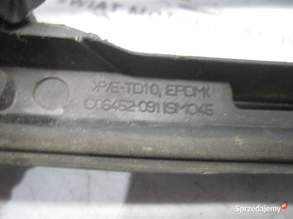 C4 PICASSO ramka lampy lewy przód AA36414198 Pozostałe