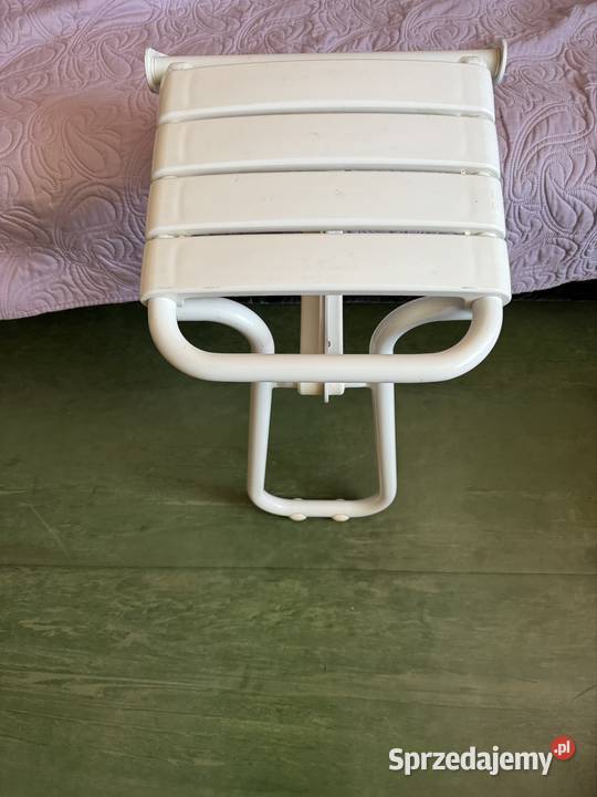 Krzesło ścienne pod prysznic na sprzedaż