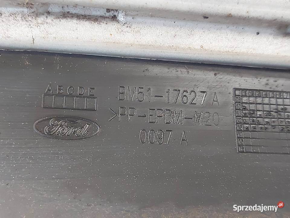 FORD FOCUS MK3 III 14r zderzak przód BM5117757A Kielce