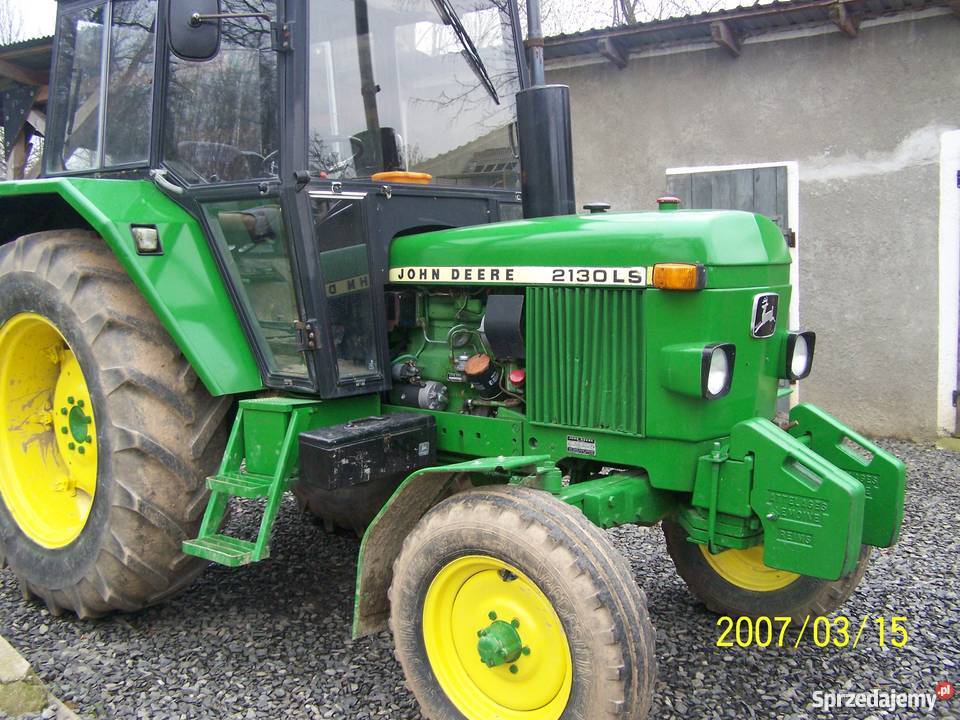 ciągnik John Deere 2130 Proboszczów