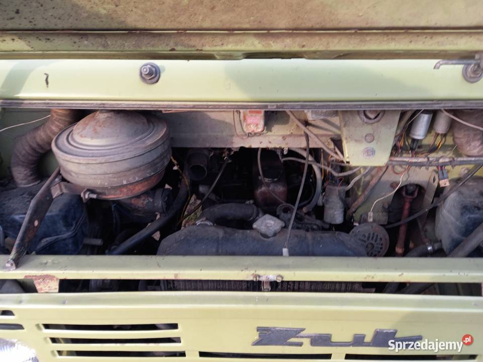 Zuk skrzyniowy 83r Włodawa