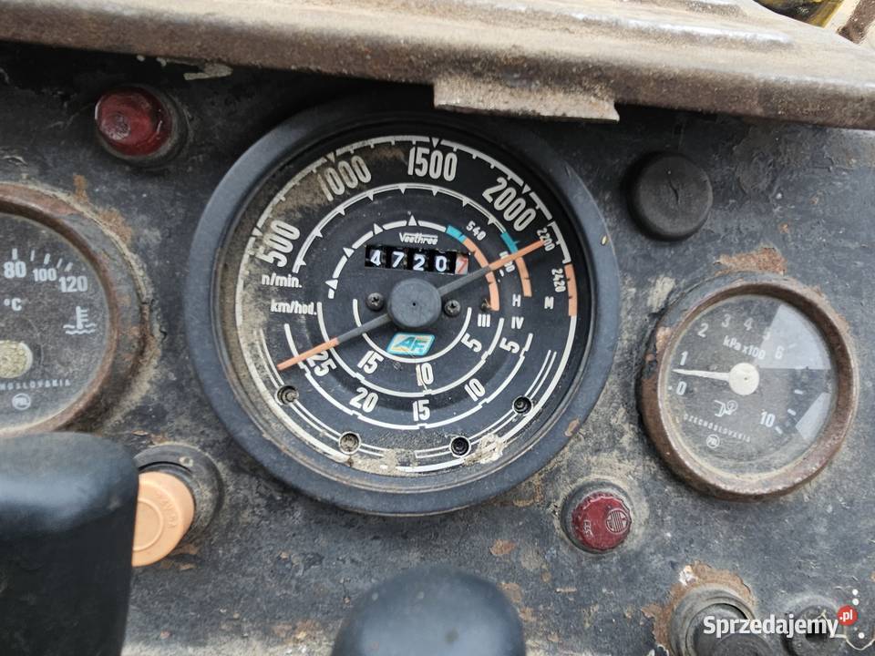 Ciągnik Ursus U1222 LBI 36UA Wygoda