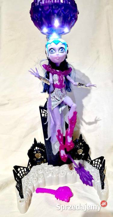 Monster High lalka Astranova seria Boo York Mattel Biała Podlaska