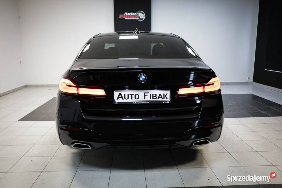 BMW 520 LCI190xDriveMpakietCarbonSalon Sedan / Limuzyna