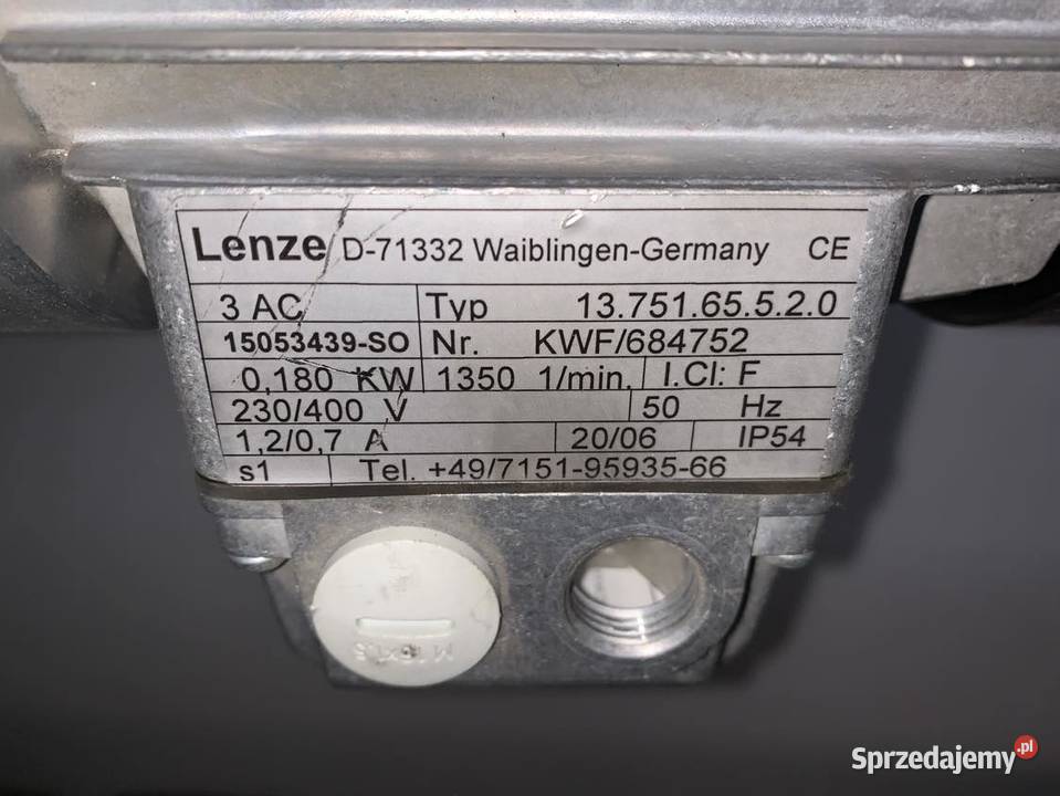 Lenze 1375165520 018kW 1207A with reductor