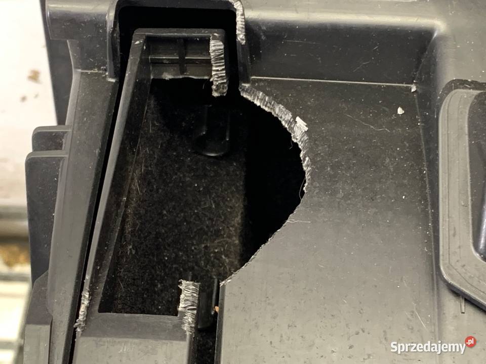 SCHOWEK PASAŻERA VW PASSAT B8 Kombi 3G1857097T