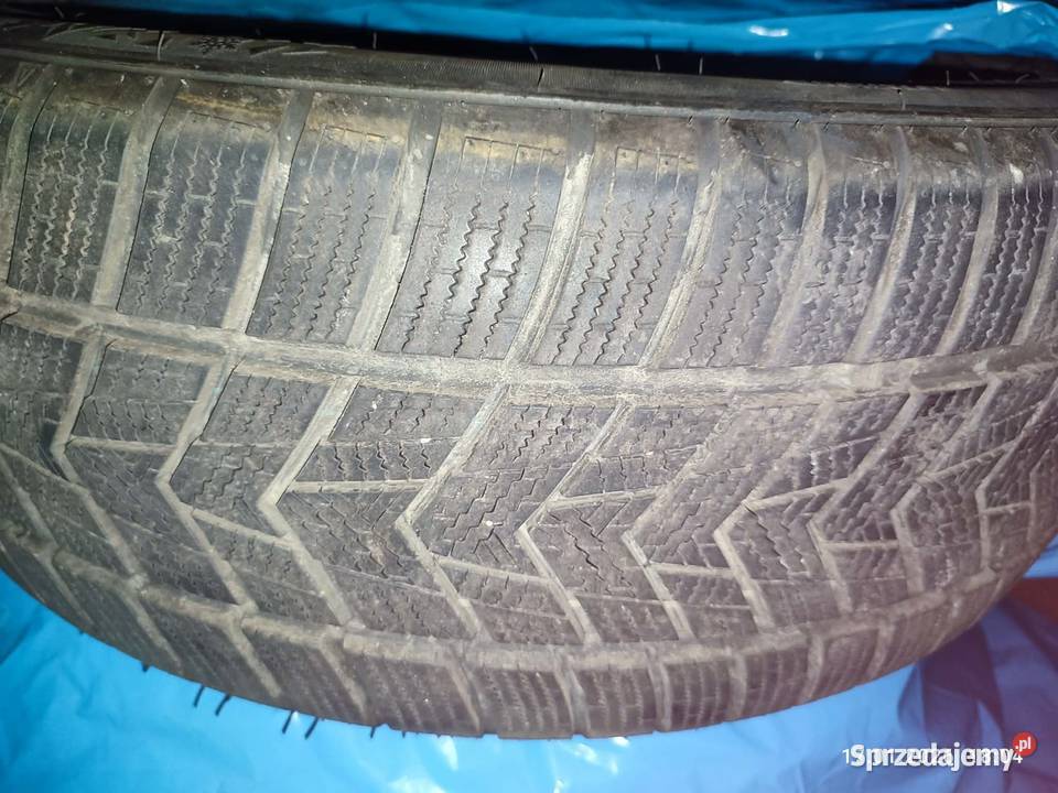 opony zimowe 21545 18 bieżnik 72do77mm Cygany