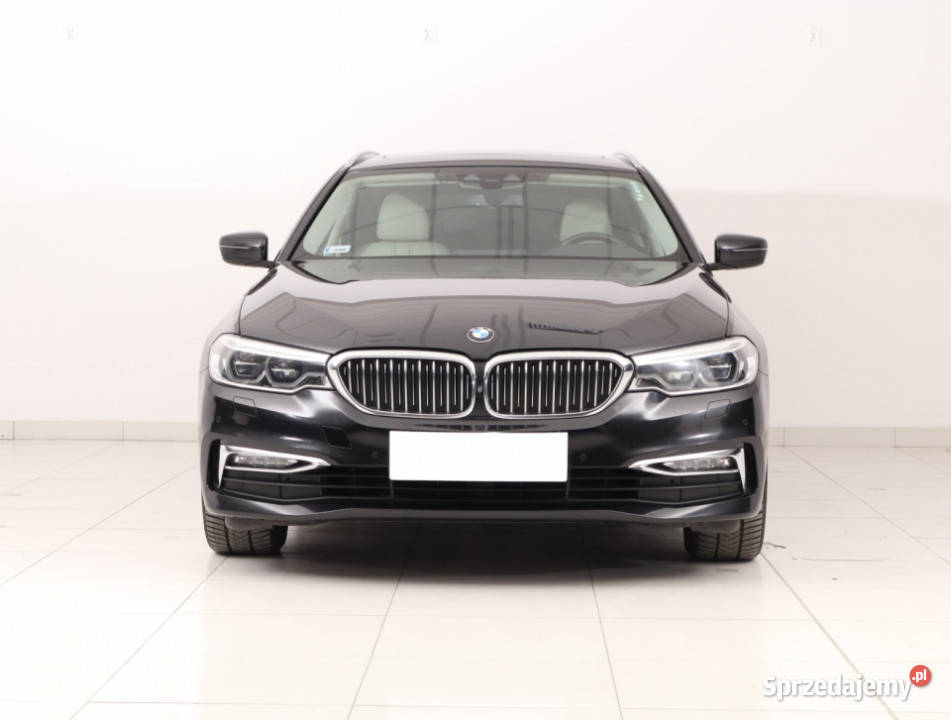 BMW 5 520d xDrive 140KM Piaseczno