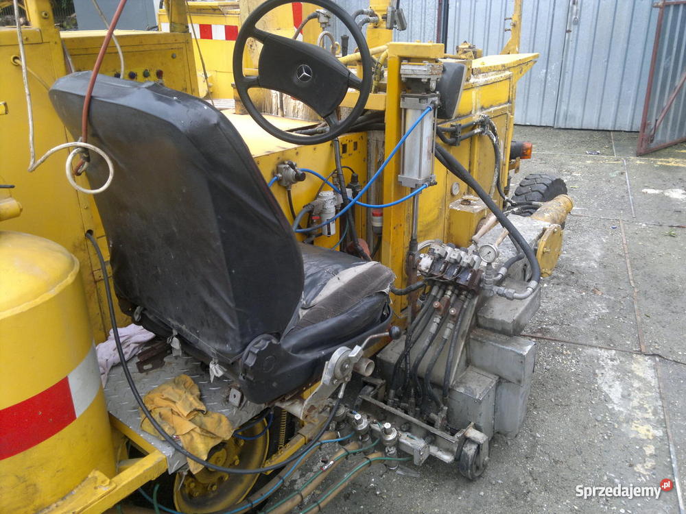 MALOWARKA SAMOJEZDNA MT 300 do termoplastu Pozostałe