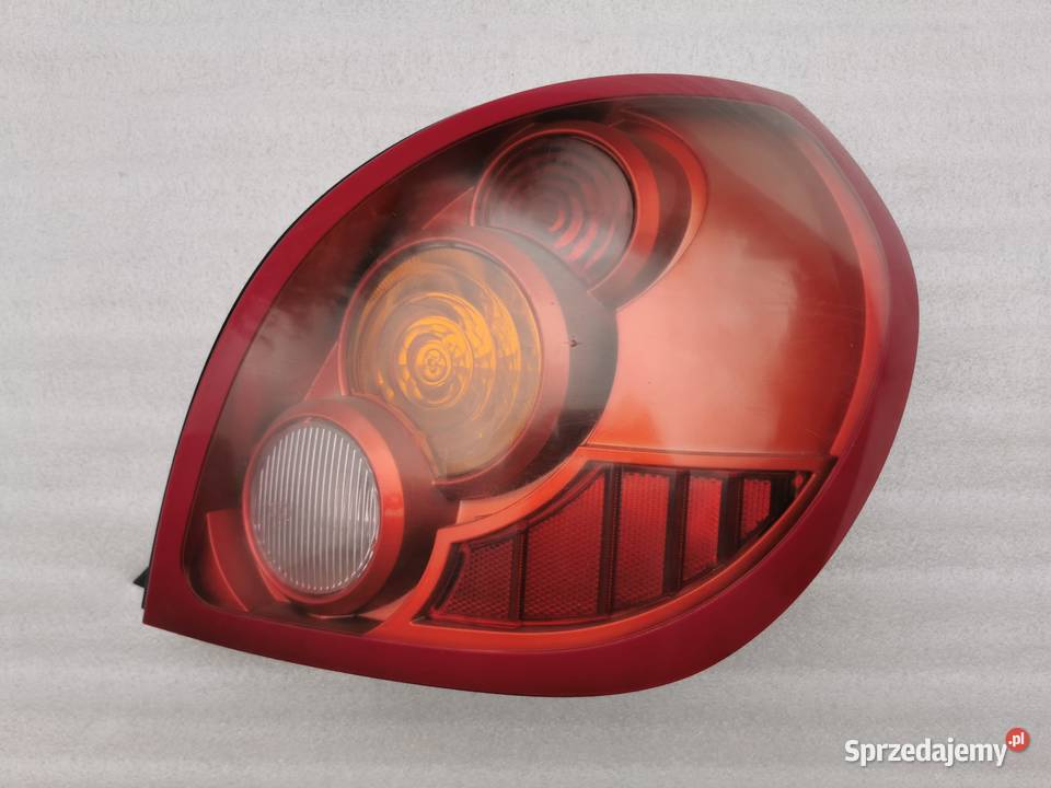 Lampa Prawy Tył Tylna Prawa Nissan Almera N16