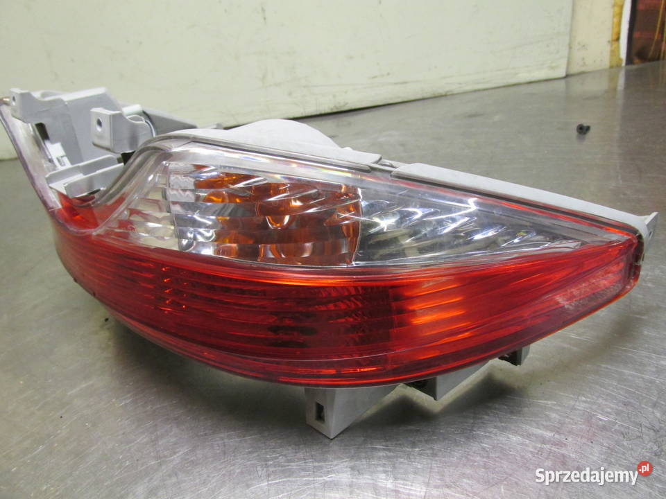 Tylna lampa Suzuki AN 125 Burgman 07r Części motocyklowe Sandomierz