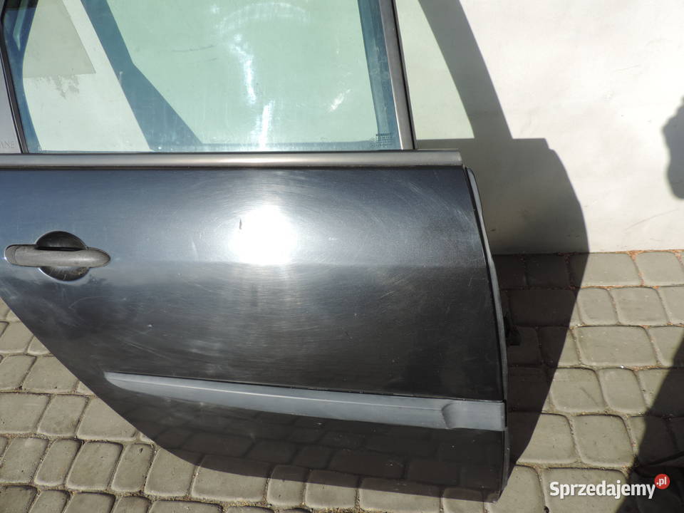 DRZWI PRAWE TYLNE RENAULT SCENIC 2 NV676 osobowe małopolskie