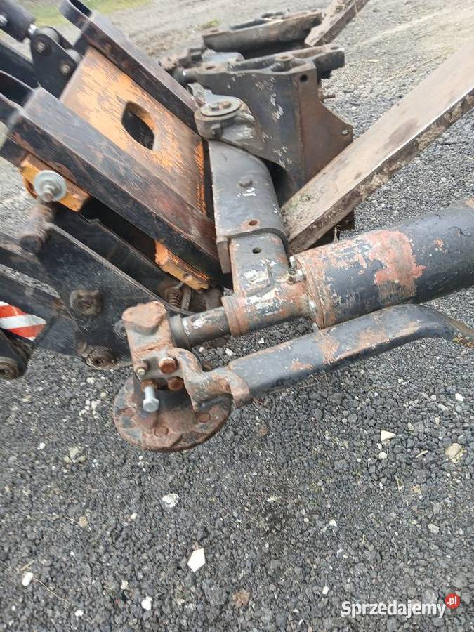 Przednia os Ursus 912385 Zetor 811112111 Układ kierowniczy i oś przednia lubelskie