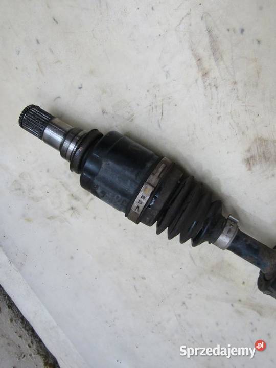 PÓŁOŚ LEWA PRZEDNIA PRZÓD LEWY 4410261M00 SUZUKI