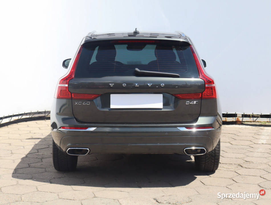 Volvo XC60 D4 AWD wielofunkcyjna kierownica Łódź