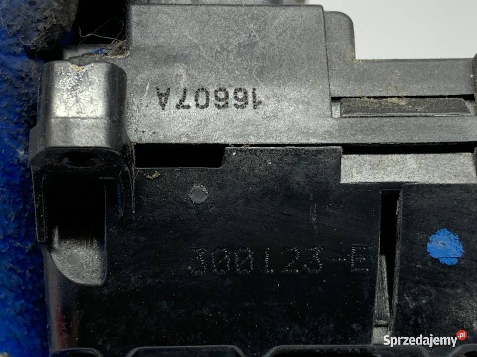 ZAMEK DRZWI LEWY PRZÓD RENAULT CLIO III podkarpackie