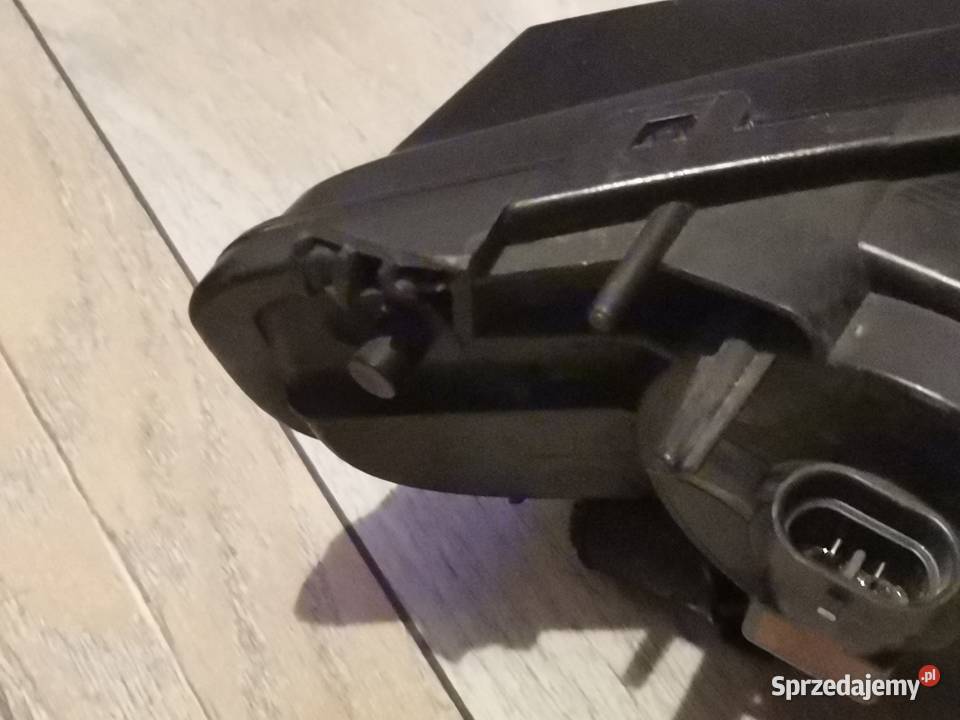 AUDI A4 B8 LIFT 1115 PRAWY HALOGEN 8K0941700B