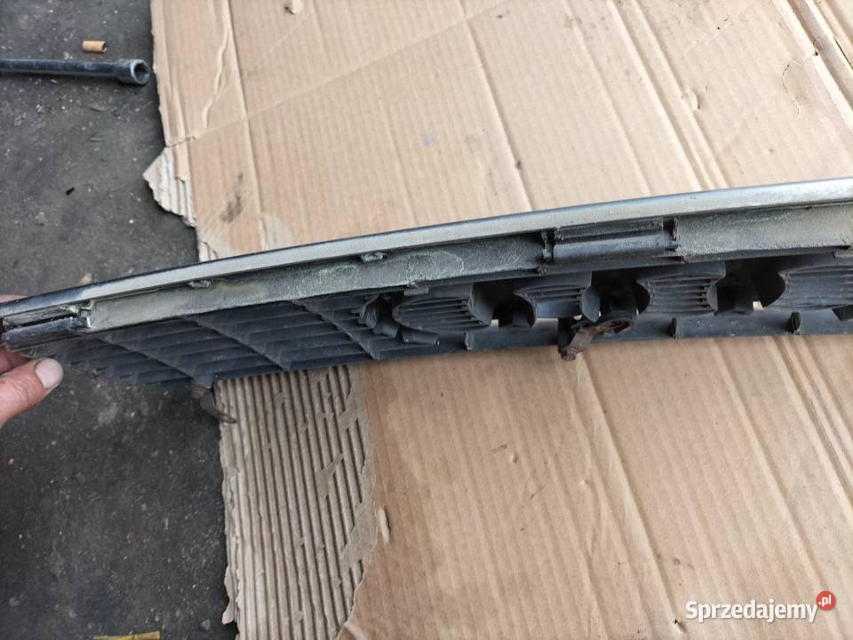 ATRAPA GRIL AUDI 80 B4 Kamień-Kolonia