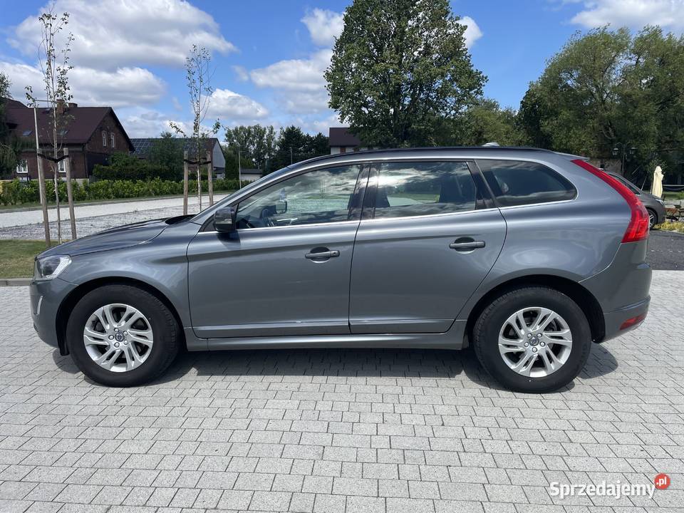 XC60 24 D4 Momentum AWD 190 aut krajowy Motoryzacja śląskie Paniówki