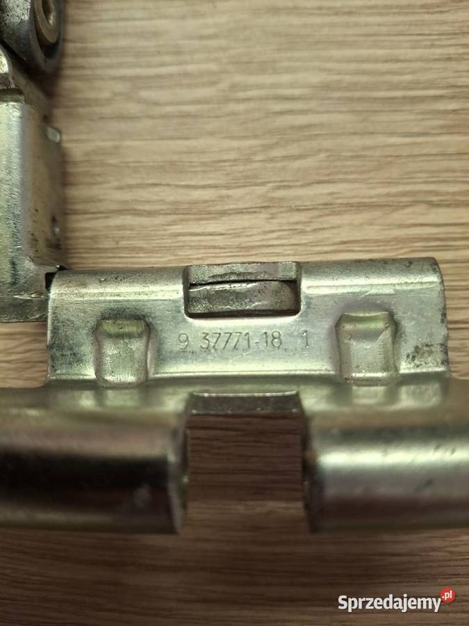 GU 9 377118 1 ramię rozwórki leweprawe 33FFb 501